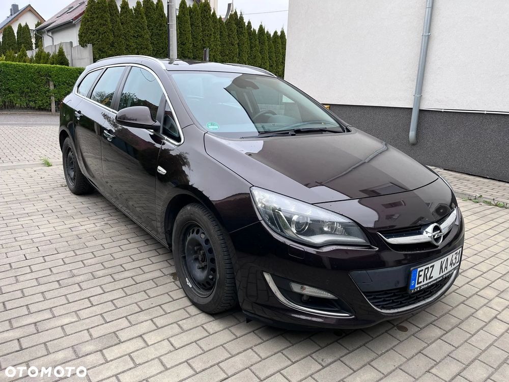 Opel Astra 2.0 CDTI DPF SportsTourer Style - 2