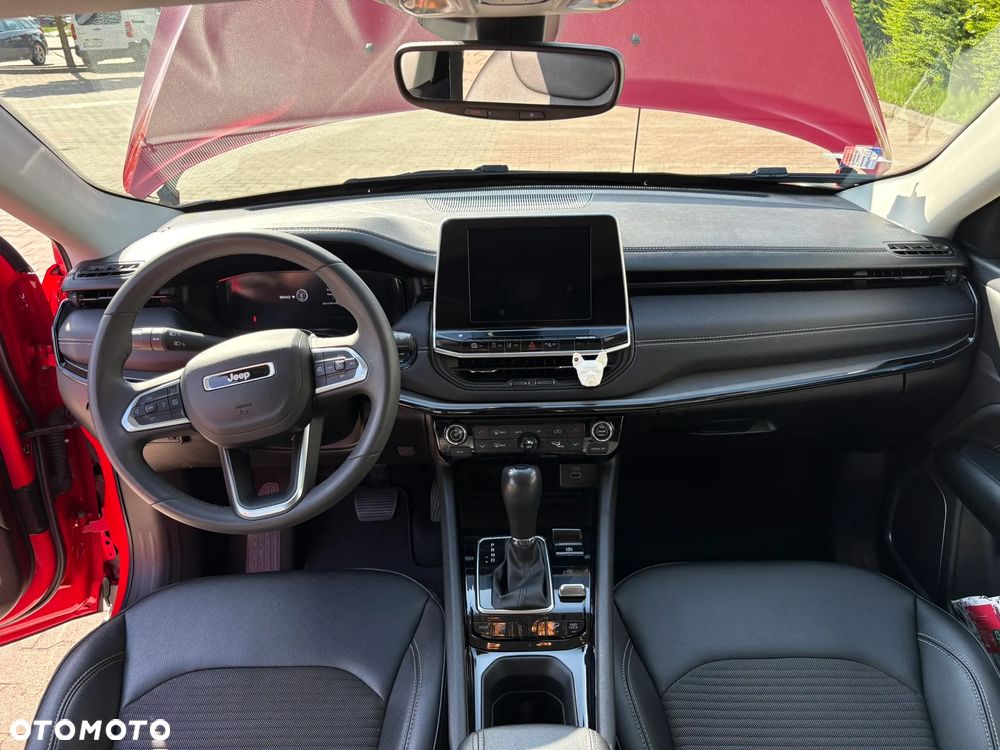 Jeep Compass - 10