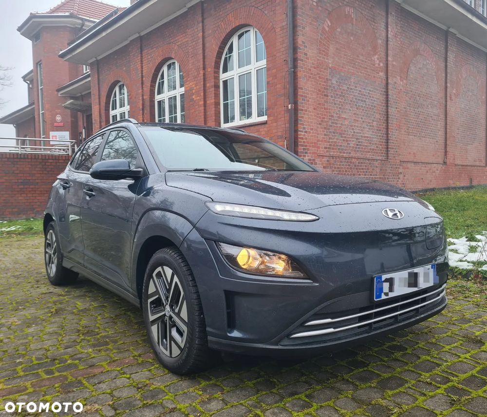 Hyundai Kona 39kWh Executive - 3