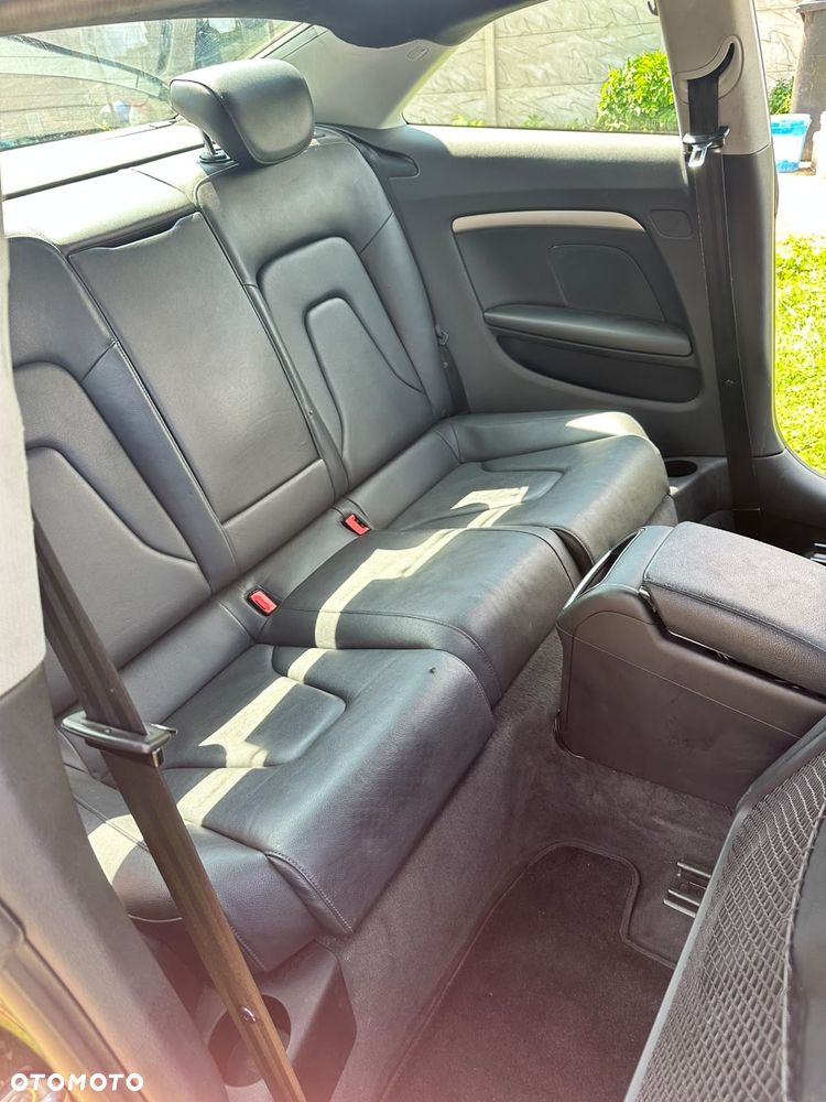 Audi A5 Coupé 2.0 TDI - 16