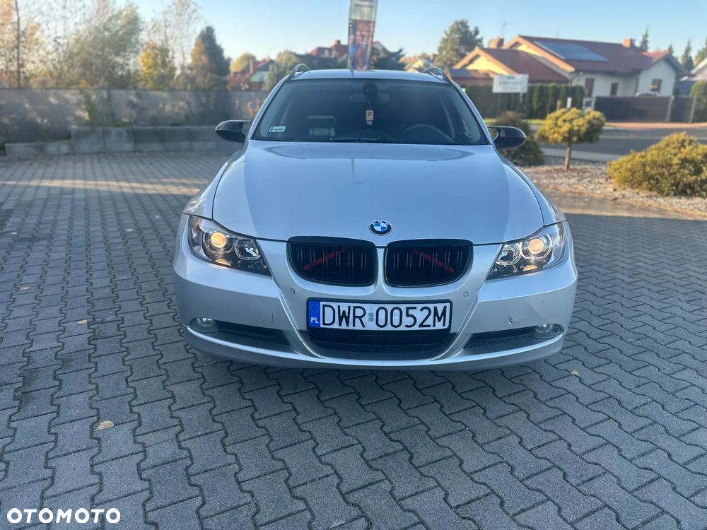 BMW 3 Series 2007 photo 2