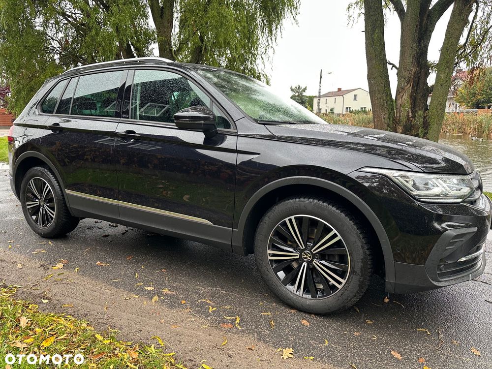 Volkswagen Tiguan - 11