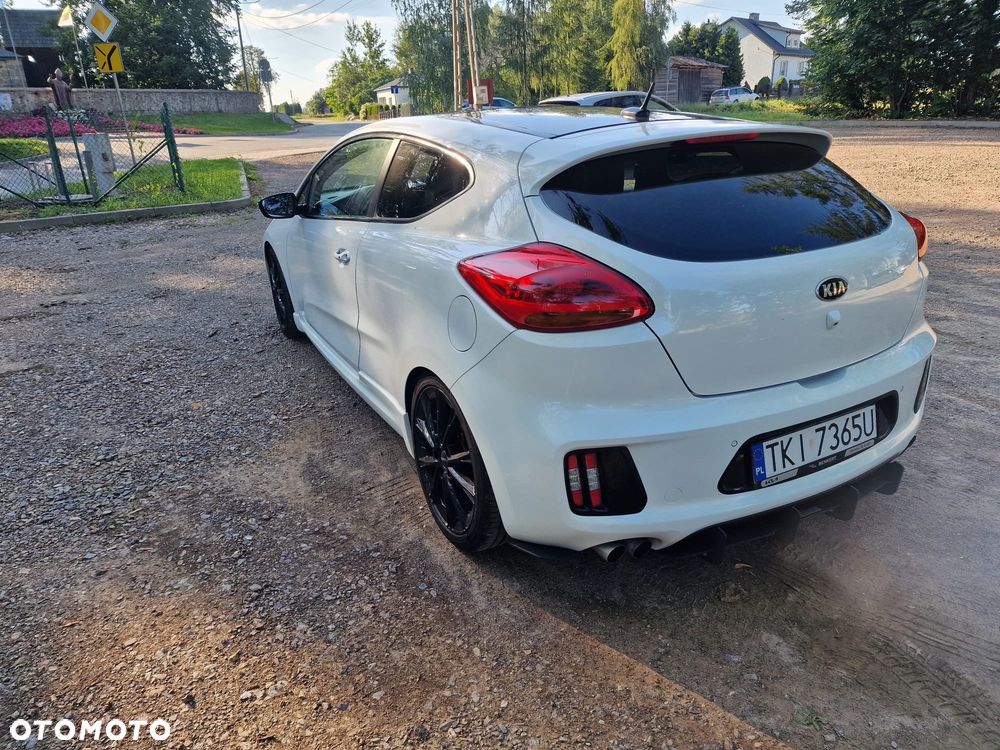 Kia ProCeed 1.6 T-GDI GT L - 11