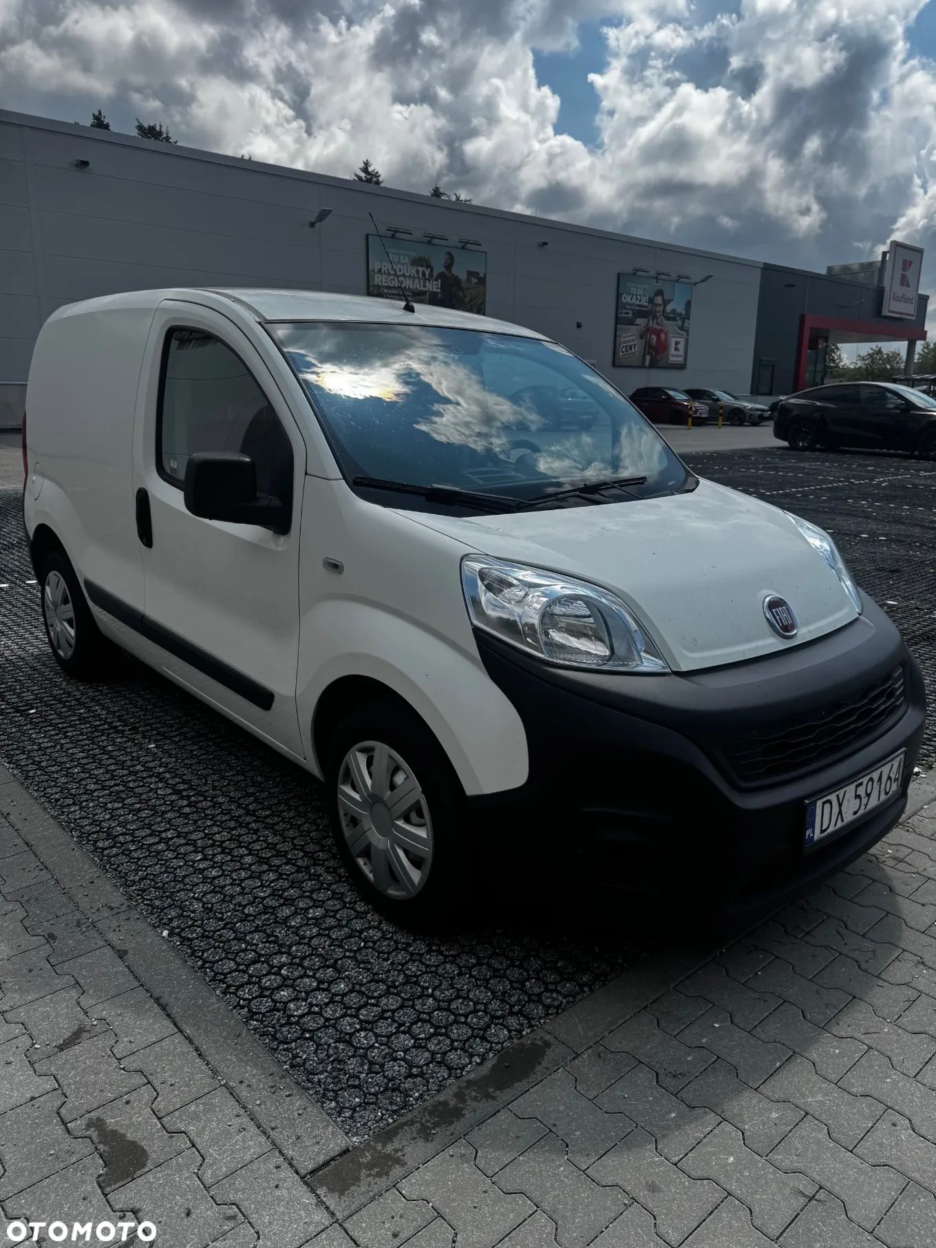 Fiat Fiorino Kombi 1.3 MJ Base - 1
