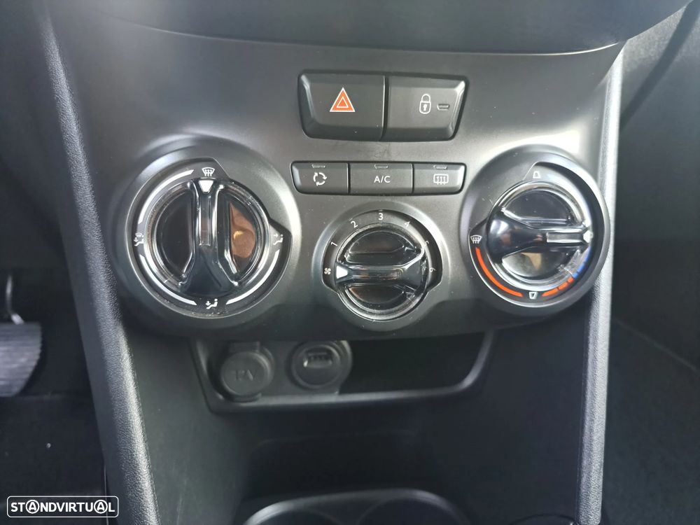 Peugeot 2008 BlueHDi 100 Active - 20