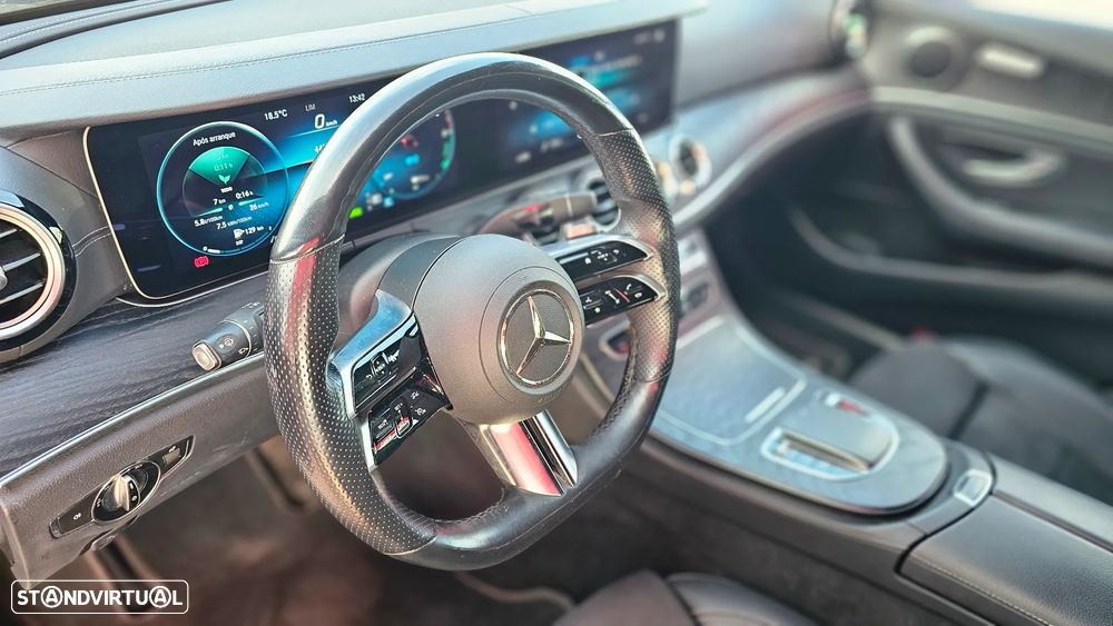 Mercedes-Benz E 300 de 4Matic 9G-TRONIC AMG Line - 20