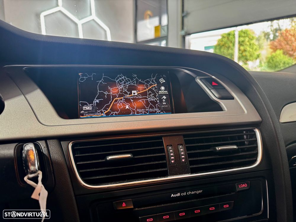 Audi A4 2.0 TDI exclusive Multitronic - 8