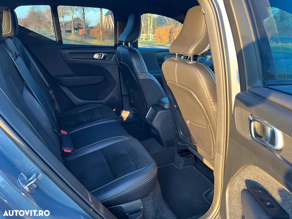 Volvo XC 40 D3 AWD R-Design - 9