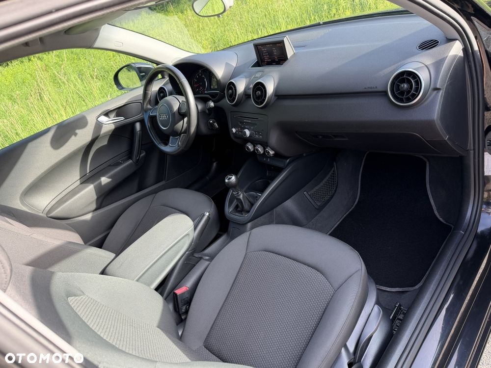 Audi A1 3-drzwiowe 1.2 TFSI admired - 14