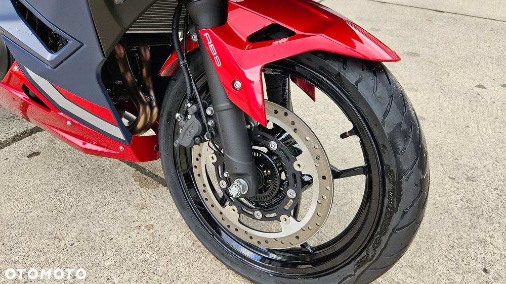 Kawasaki Ninja 500 - 4