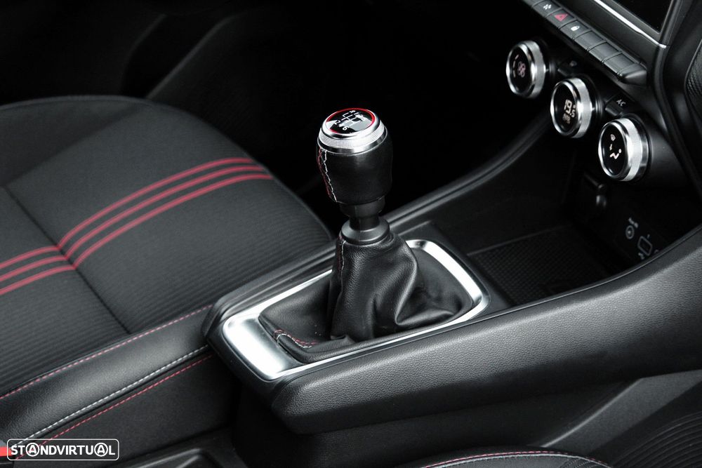 Renault Captur 1.0 TCe RS Line - 18