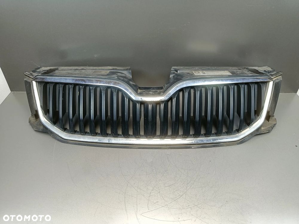 Grill Skoda Octavia 3 III Atrapa Chłodnicy Kratka 5E0853653 - 1