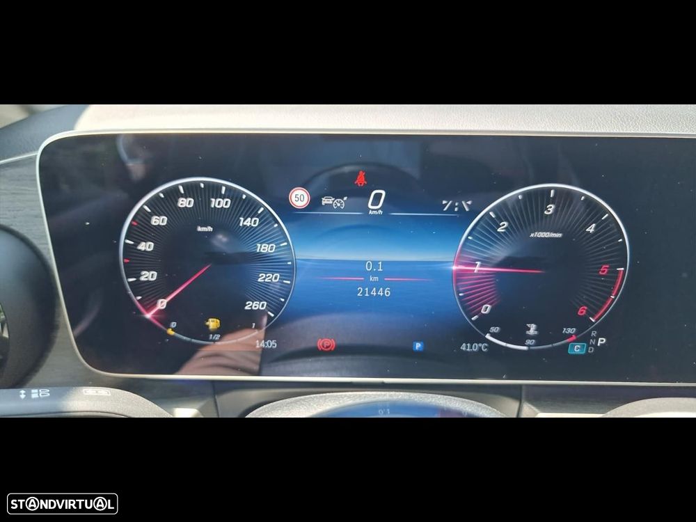 Mercedes-Benz V 250 d Longo Avantgarde - 21
