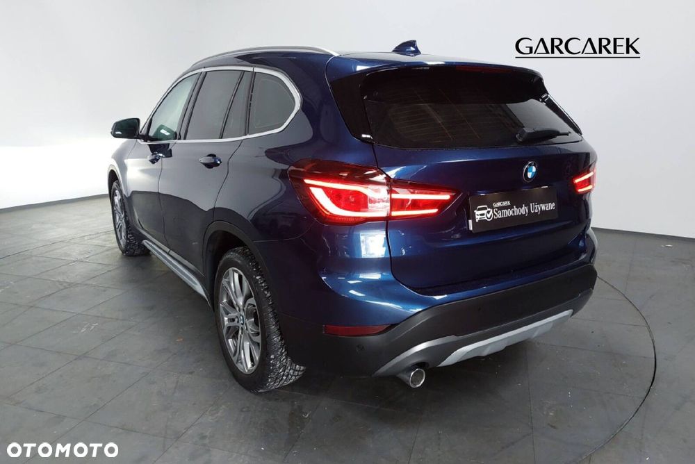 BMW X1 sDrive16d xLine - 4