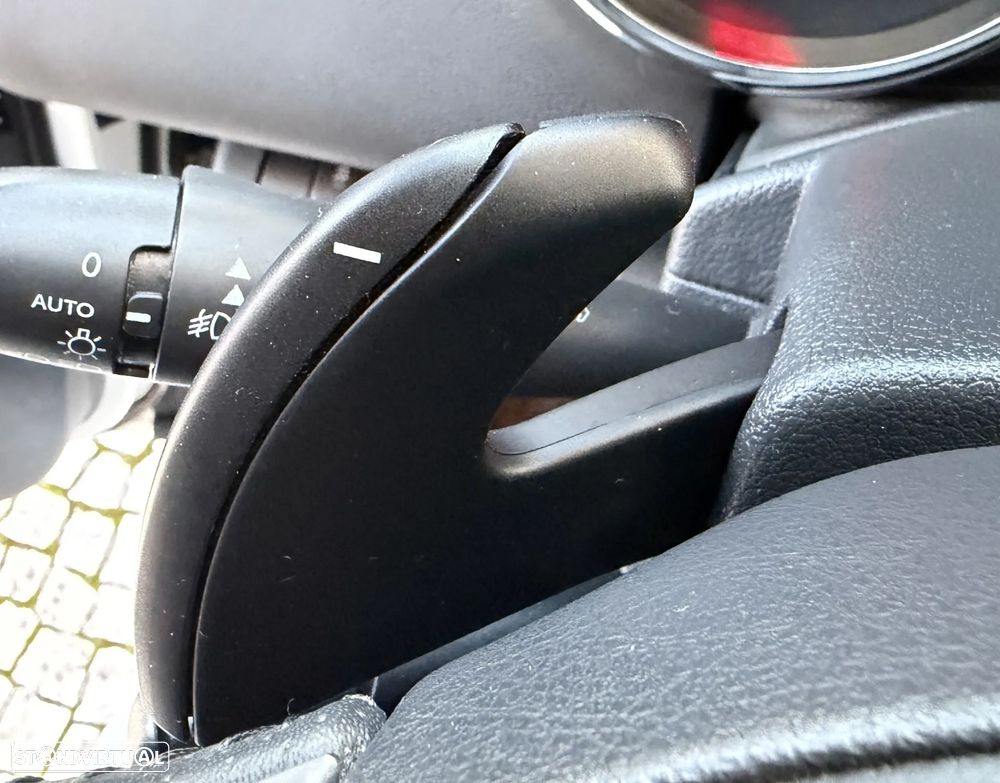 Peugeot 3008 1.6 BlueHDi Allure EAT6 - 17