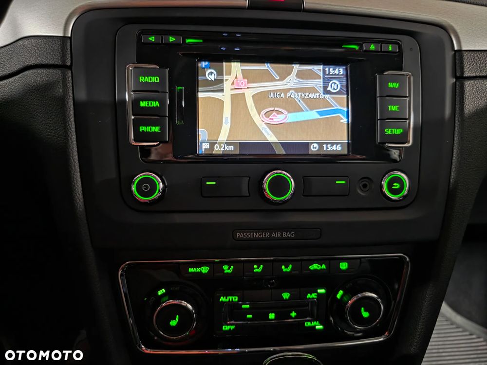 Skoda Superb 2.0 TSI Platinum DSG - 4
