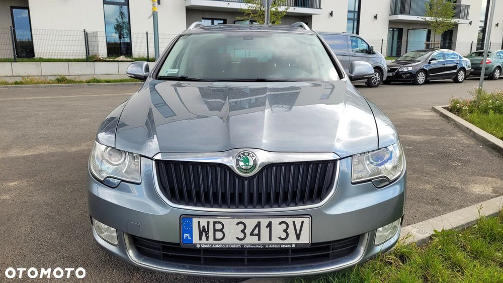 Skoda Superb 2.0 TDI Elegance - 3