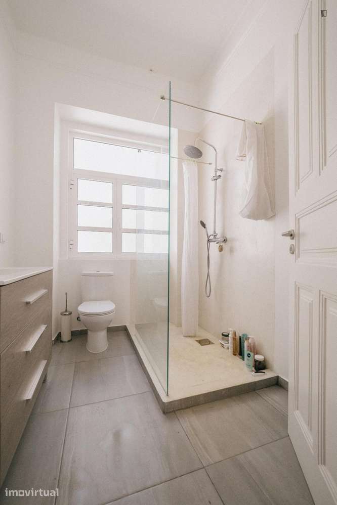 Quarto - localizado em Alcântara Lisbon - Grande imagem: 4/25