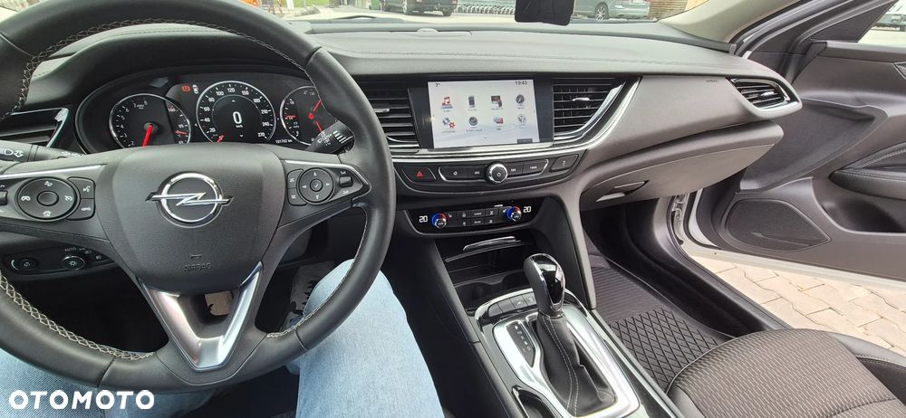 Opel Insignia 1.5 T Elite S&S - 11
