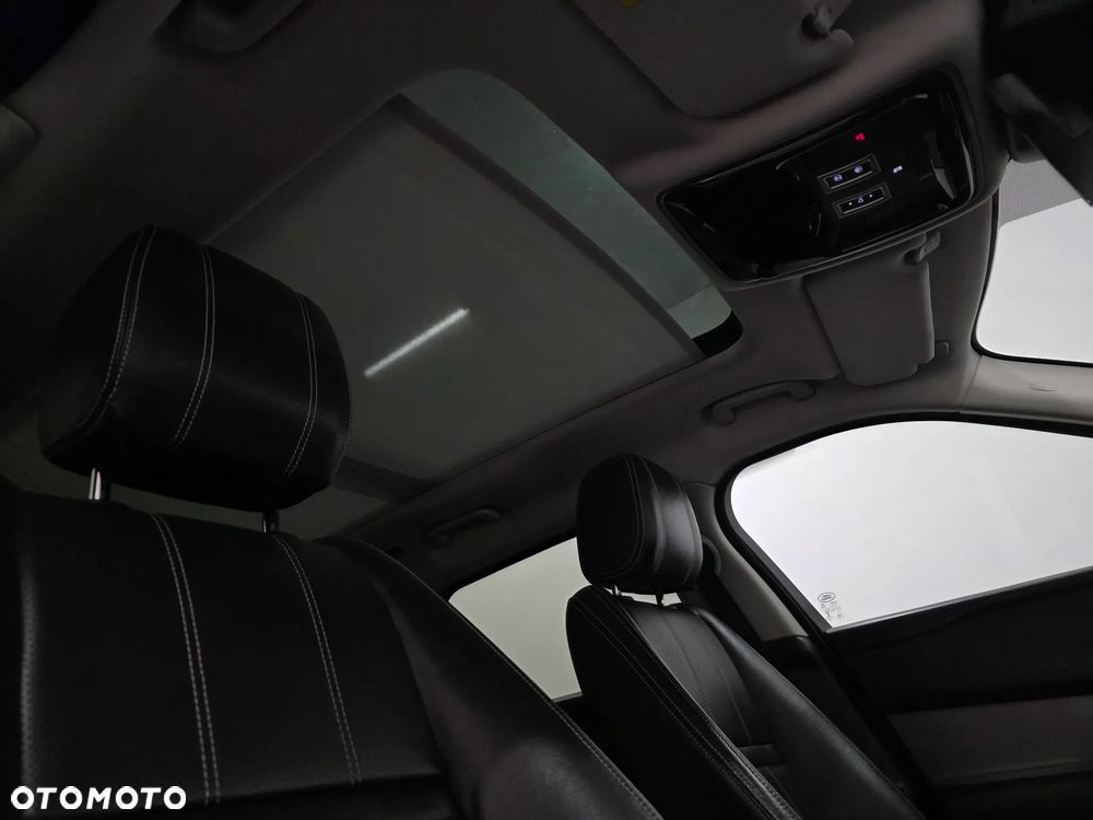 Land Rover Range Rover Velar 2.0 TD4 R-Dynamic - 25