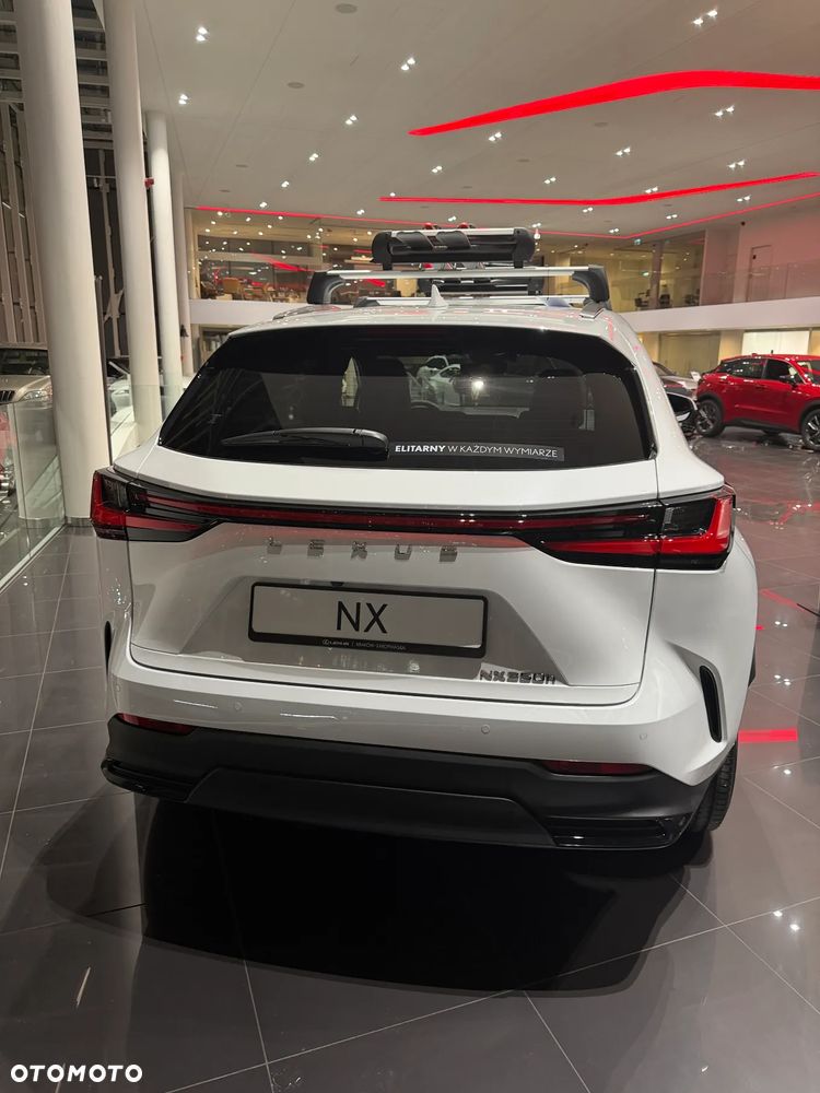 Lexus NX - 3