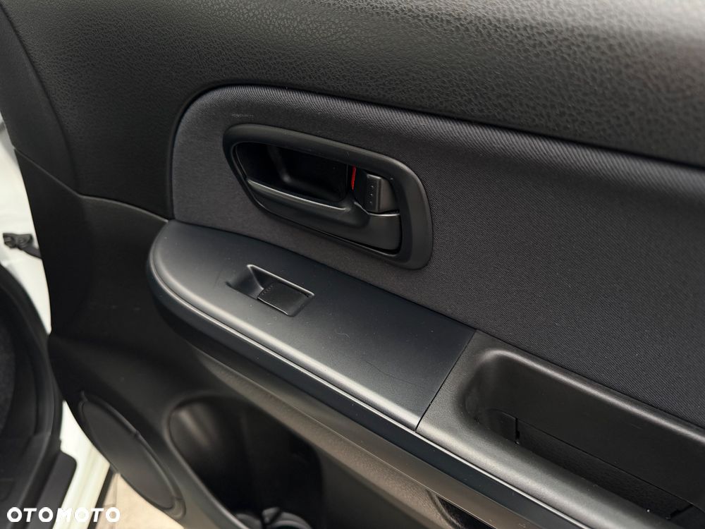 Suzuki Grand Vitara 1.6 City - 31