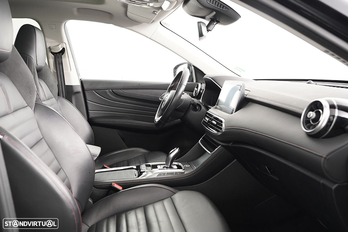 MG EHS 1.5 T-GDI Plug-in Hybrid Luxury - 23