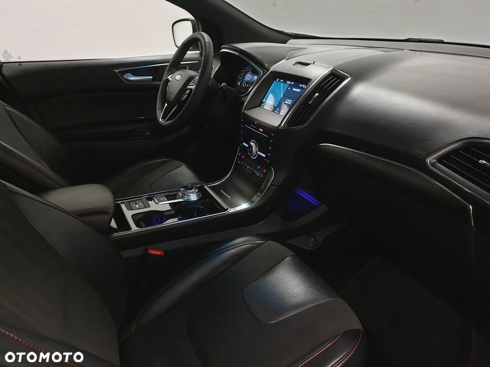 Ford Edge 2.0 EcoBlue Bi-Turbo 4x4 ST-LINE - 40