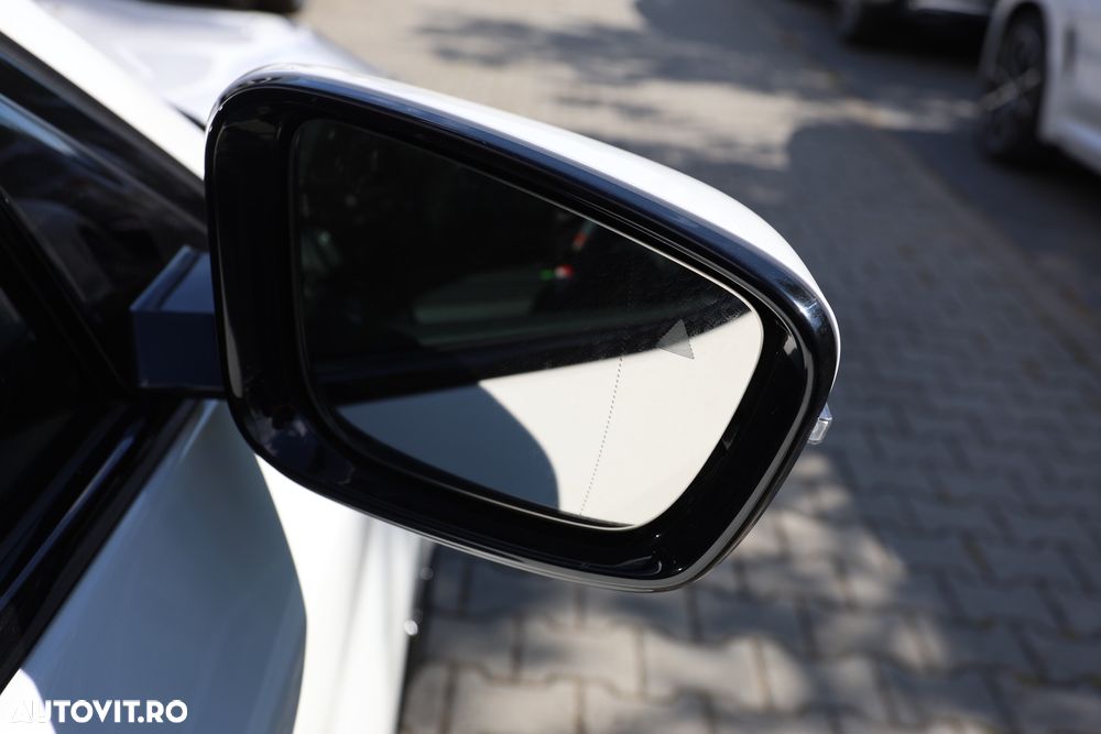 BMW Seria 5 530e Aut. M Sport Edition - 11