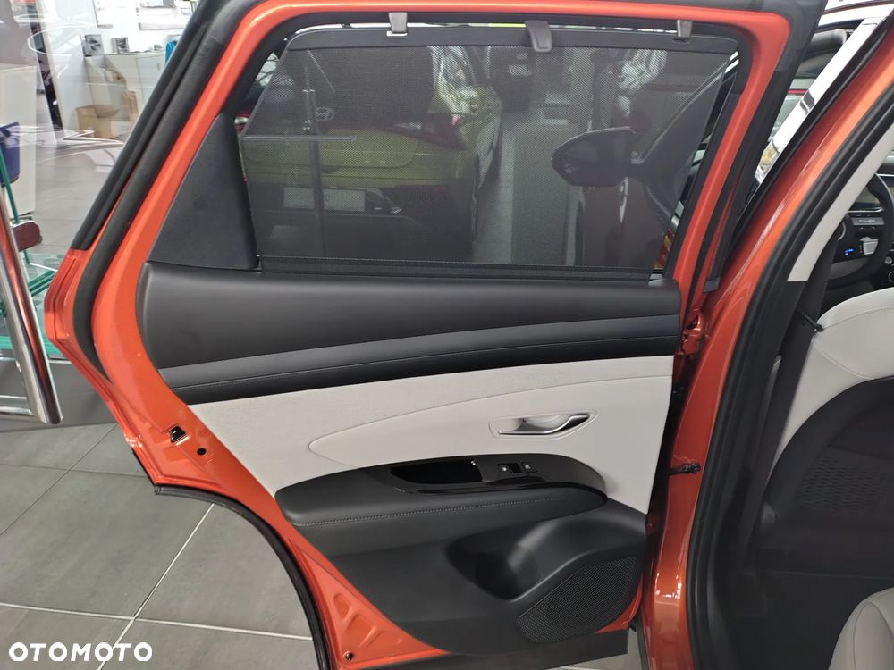 Hyundai Tucson 1.6 T-GDi HEV Platinum 4WD - 29