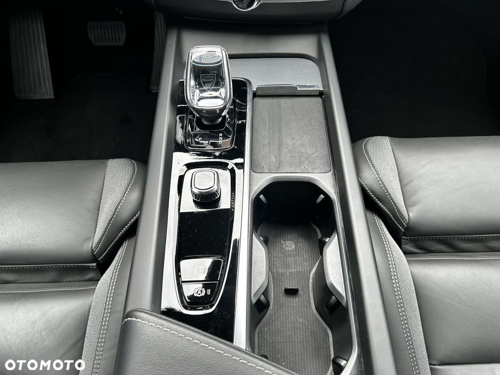 Volvo XC 60 - 16