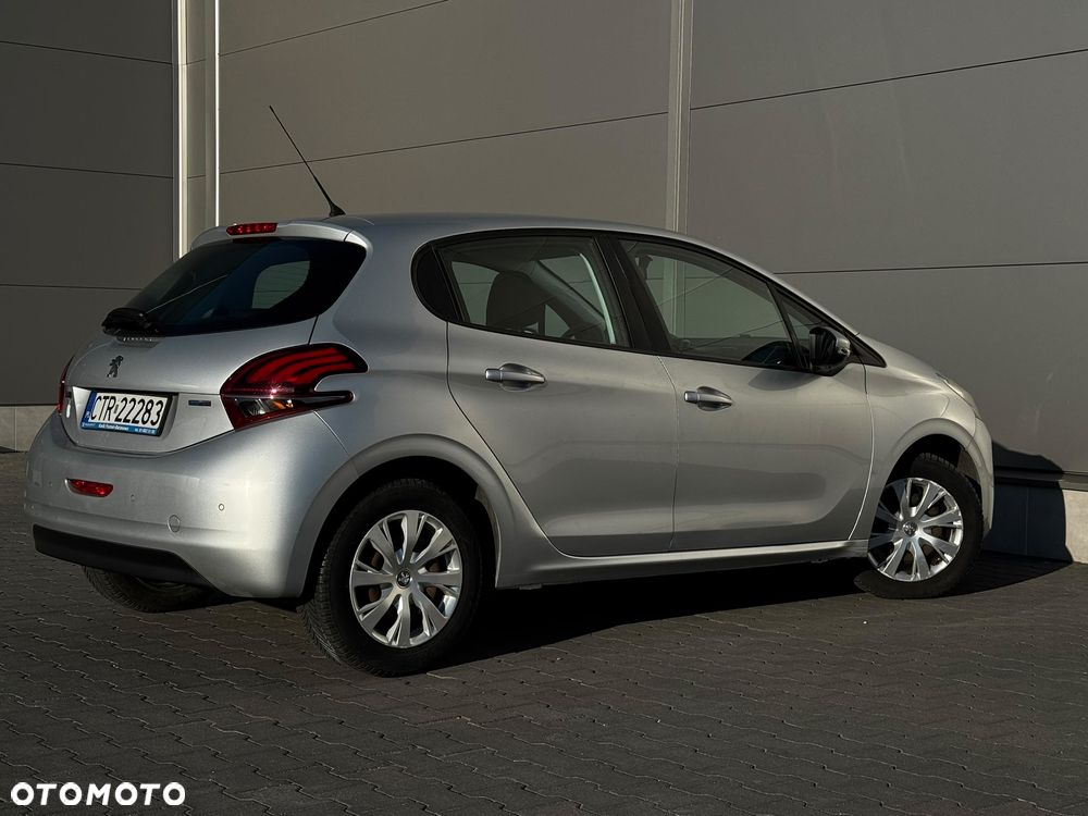 Peugeot 208 1.2 PureTech Active - 5