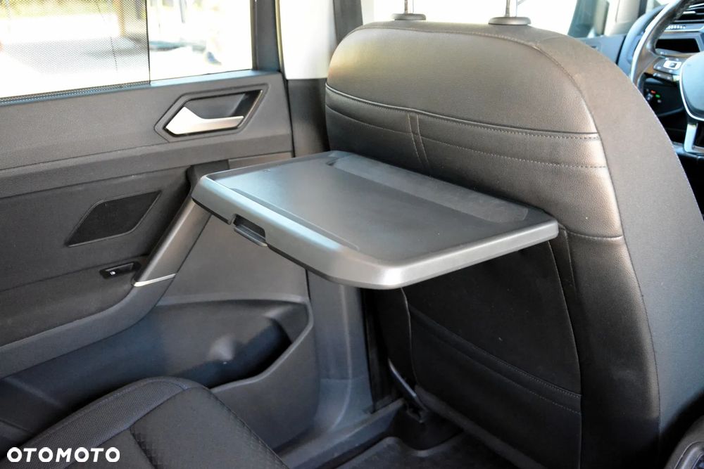Volkswagen Touran 2.0 TDI BMT United DSG - 37