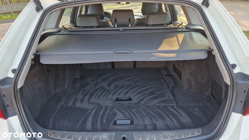 BMW Seria 3 320d Blue Performance Modern Line - 15