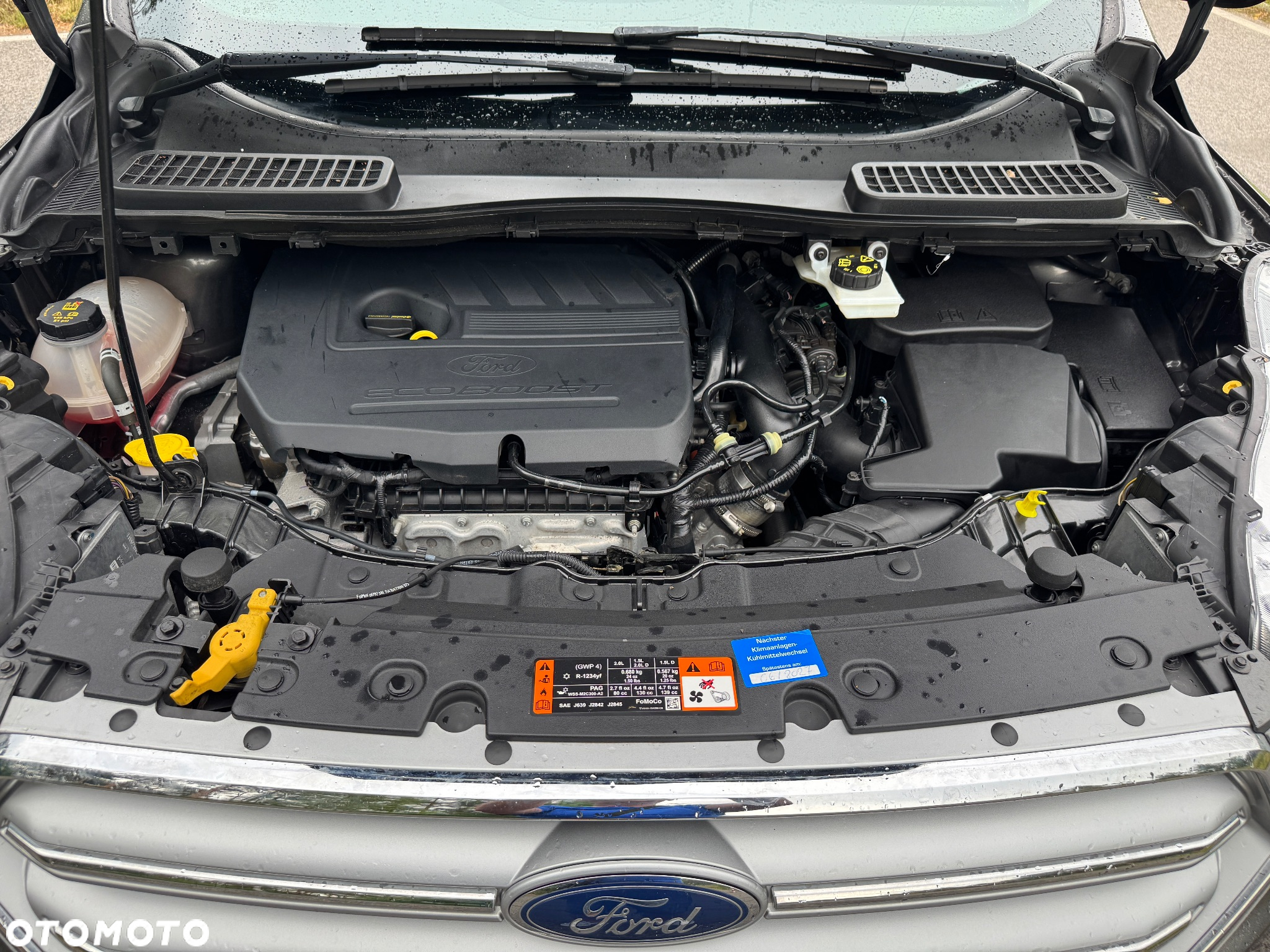 Ford Kuga 1.5 EcoBoost 2x4 Cool & Connect - 28