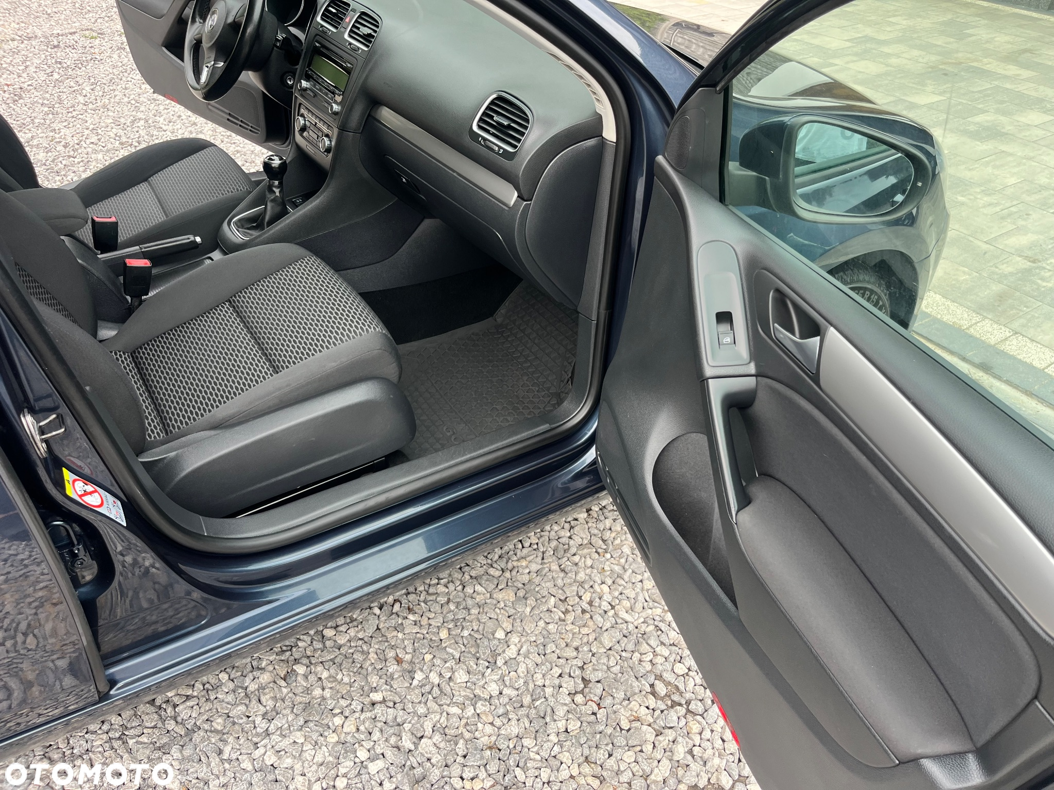 Volkswagen Golf VI 1.6 Highline - 32