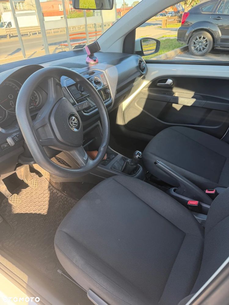 Volkswagen up! 1.0 move - 8