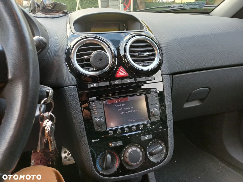 Opel Corsa - 9