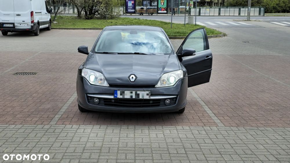 Renault Laguna dCi 150 FAP Dynamique - 10