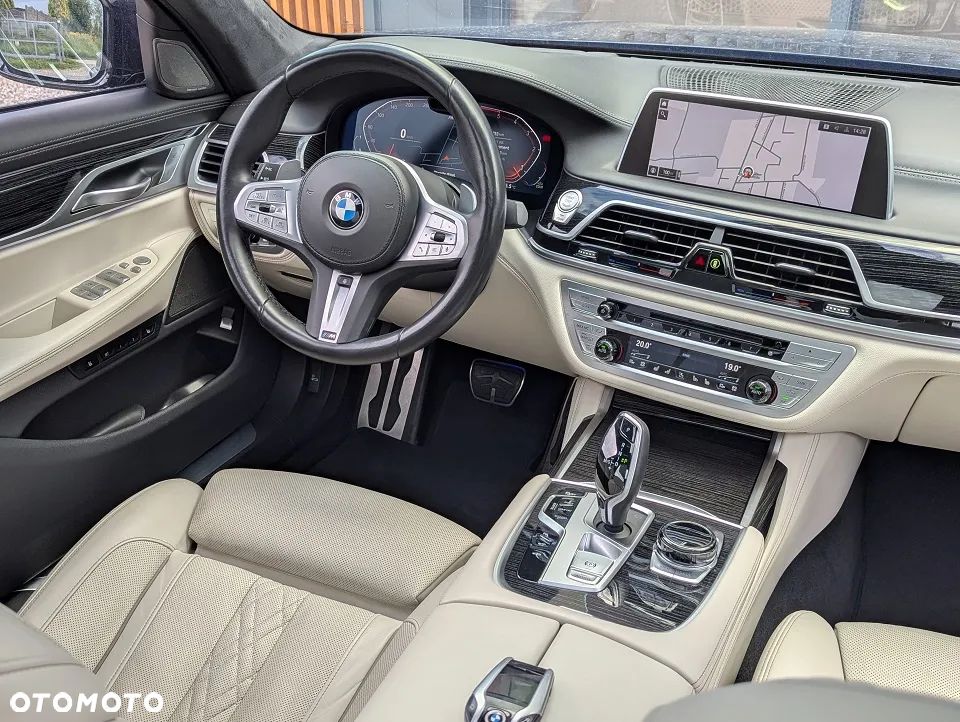 BMW Seria 7 750Ld xDrive - 26