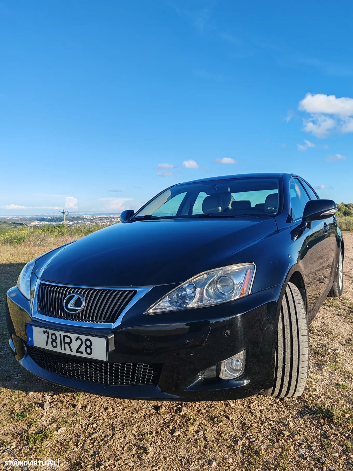 Lexus IS 220 d Luxury 4D - 1