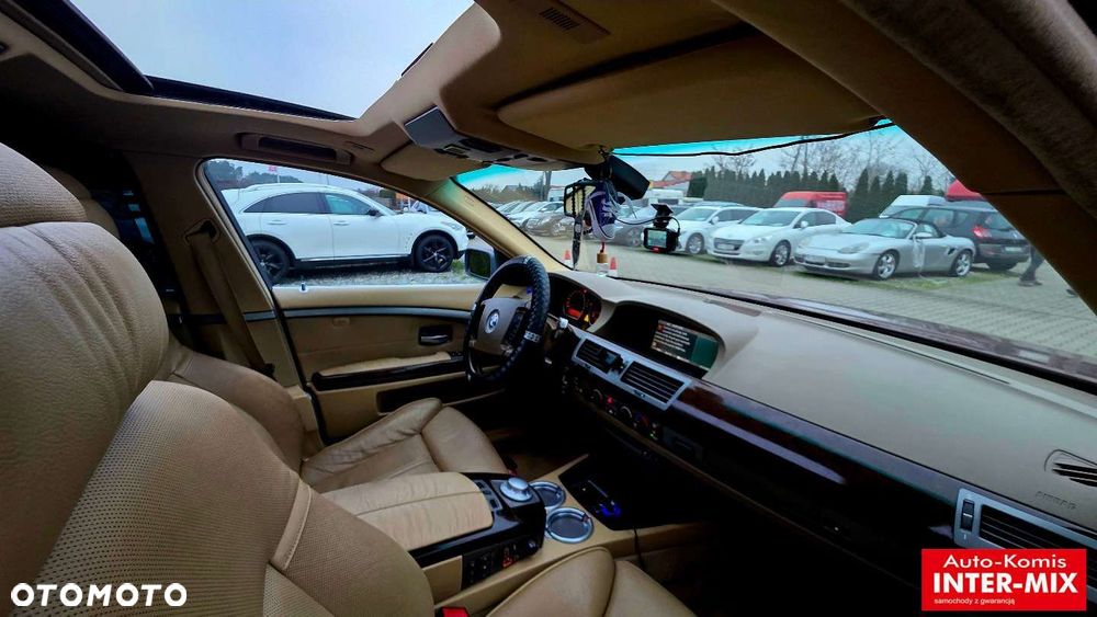BMW Seria 7 - 38