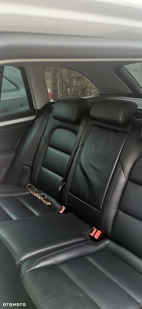 Skoda Superb 2.0 TDI Elegance DSG - 6