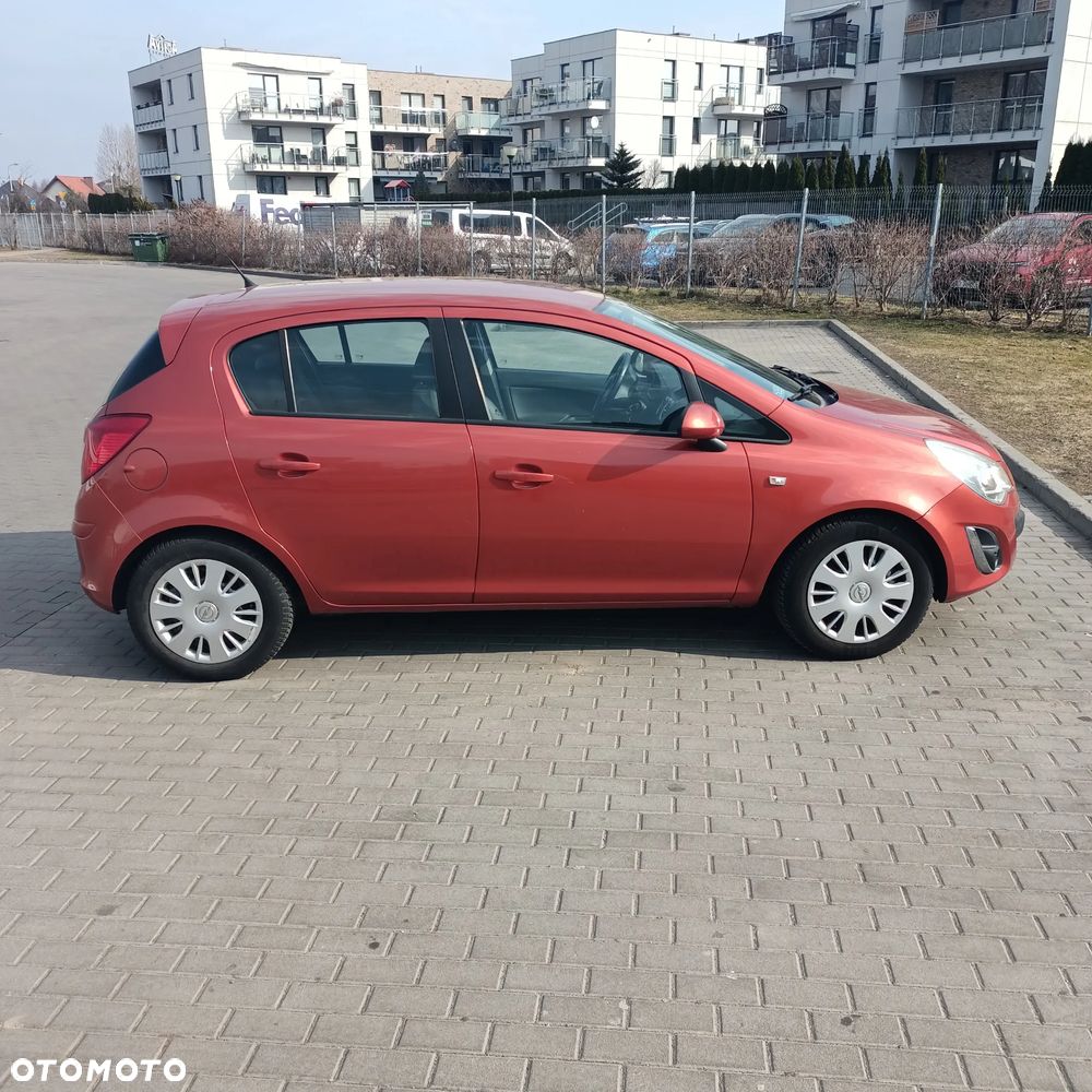 Opel Corsa 1.2 16V Cosmo - 1