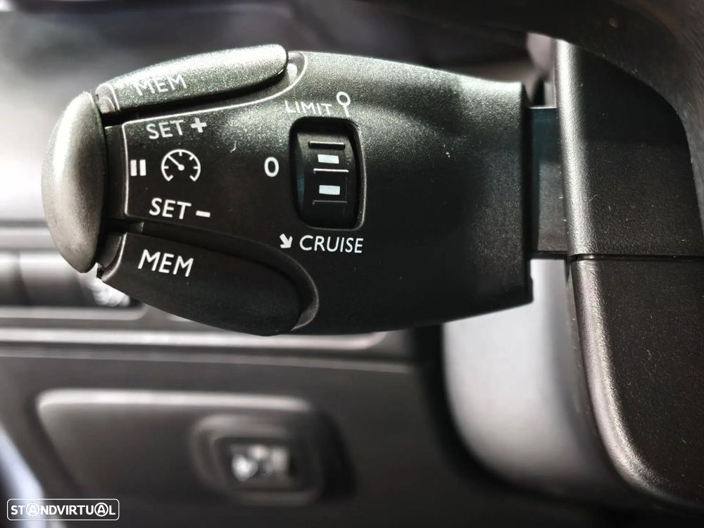 Citroën C3 Aircross 1.2 PureTech Shine - 15