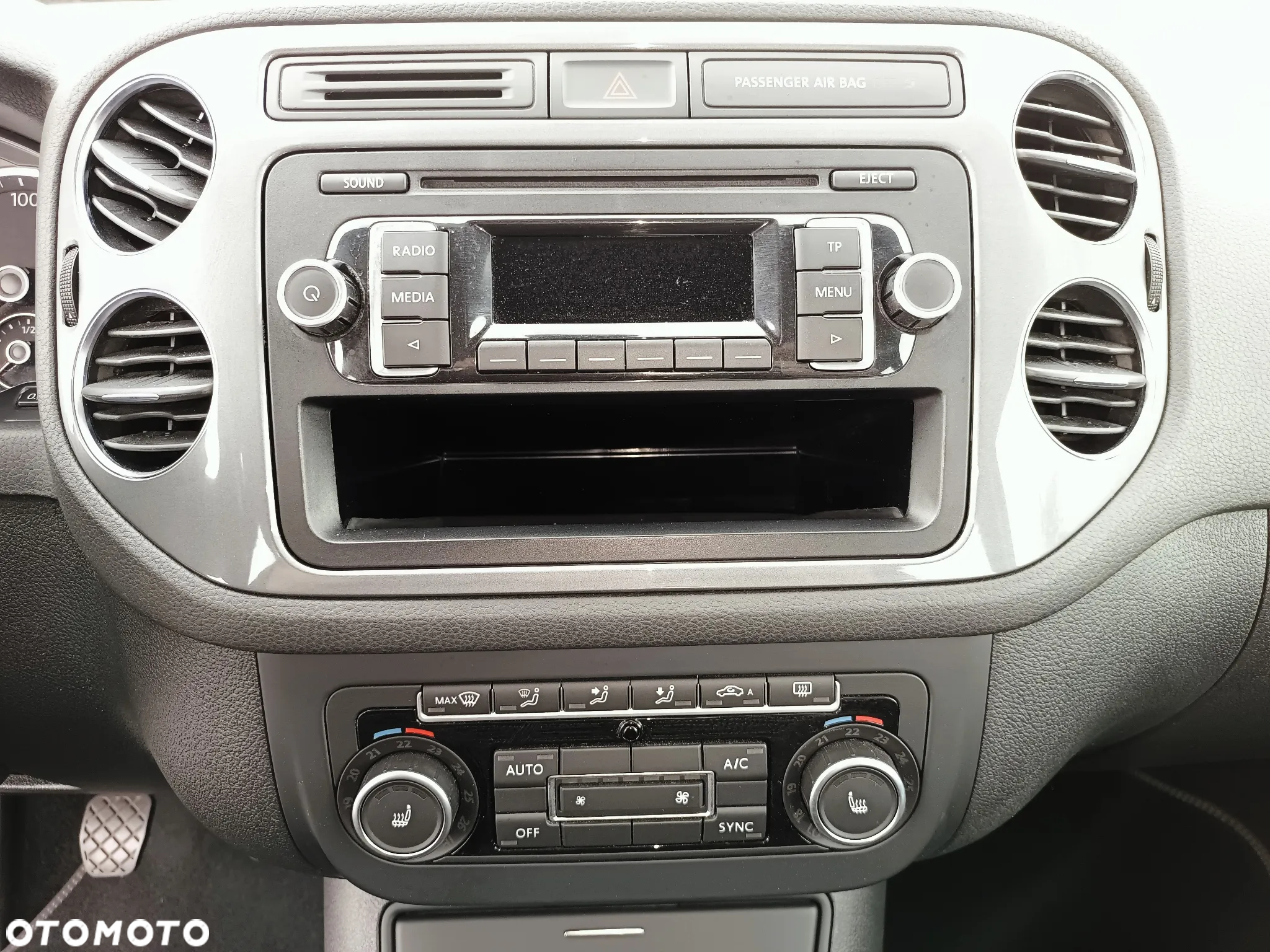 Volkswagen Tiguan 1.4 TSI BlueMotion Technology Trend & Fun - 19