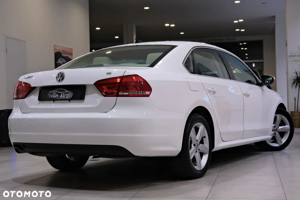 Volkswagen Passat - 13