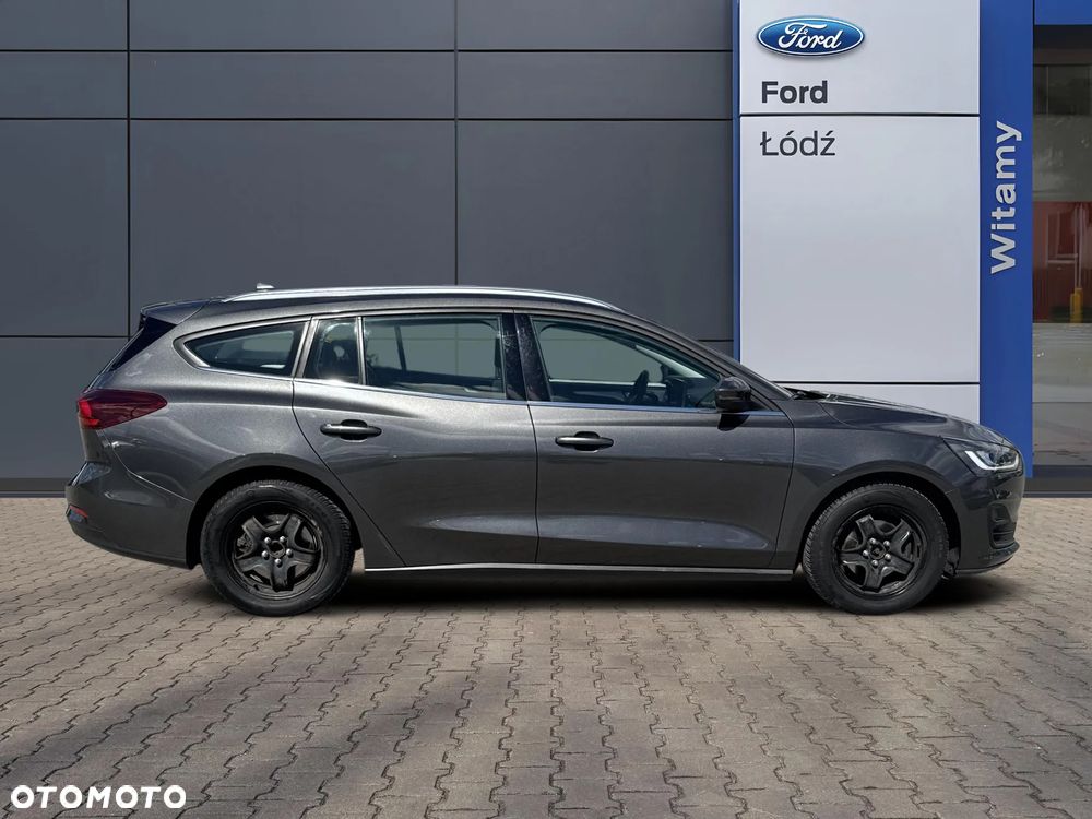 Ford Focus 1.0 EcoBoost Titanium Design - 6