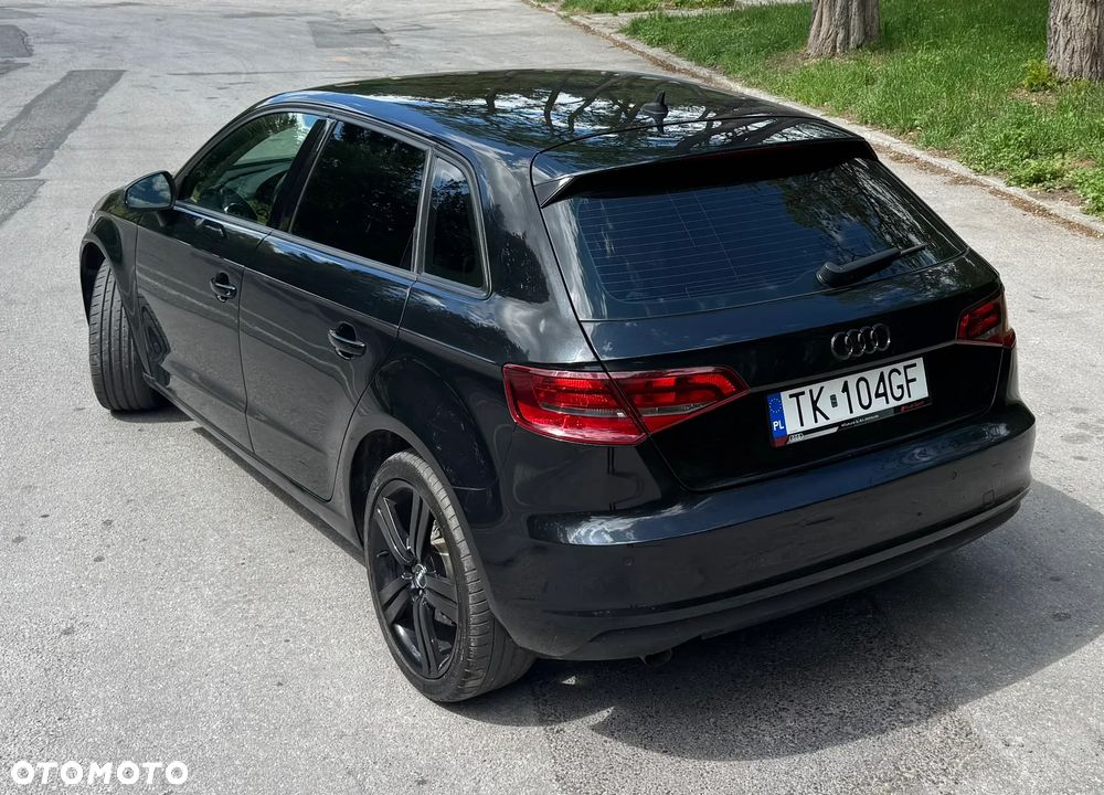 Audi A3 Sportback 1.6 TDI Ambition - 12