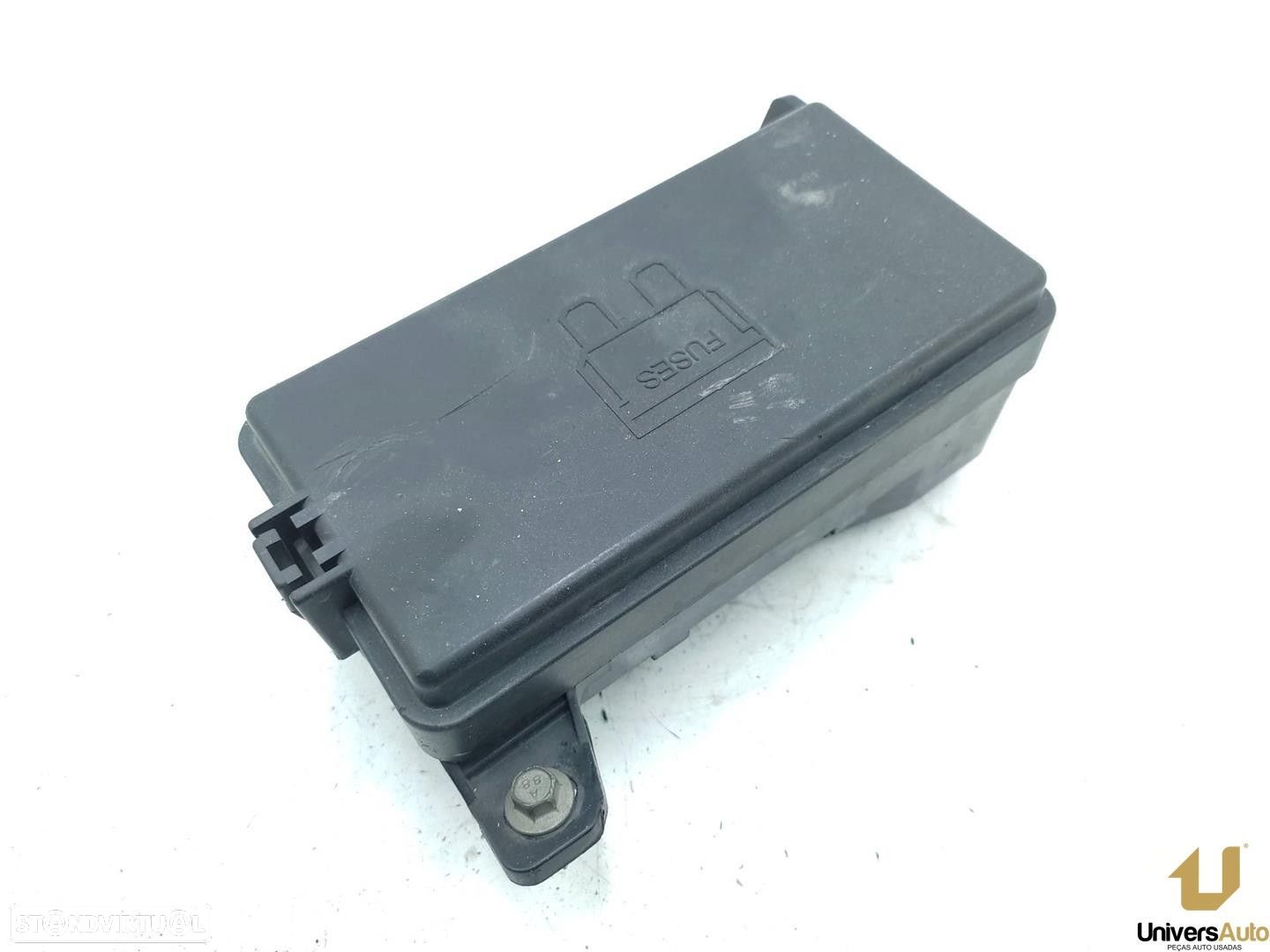 CAIXA RELÉS / FUSÍVEIS LAND ROVER FREELANDER 2000 -YPP100310L - 1